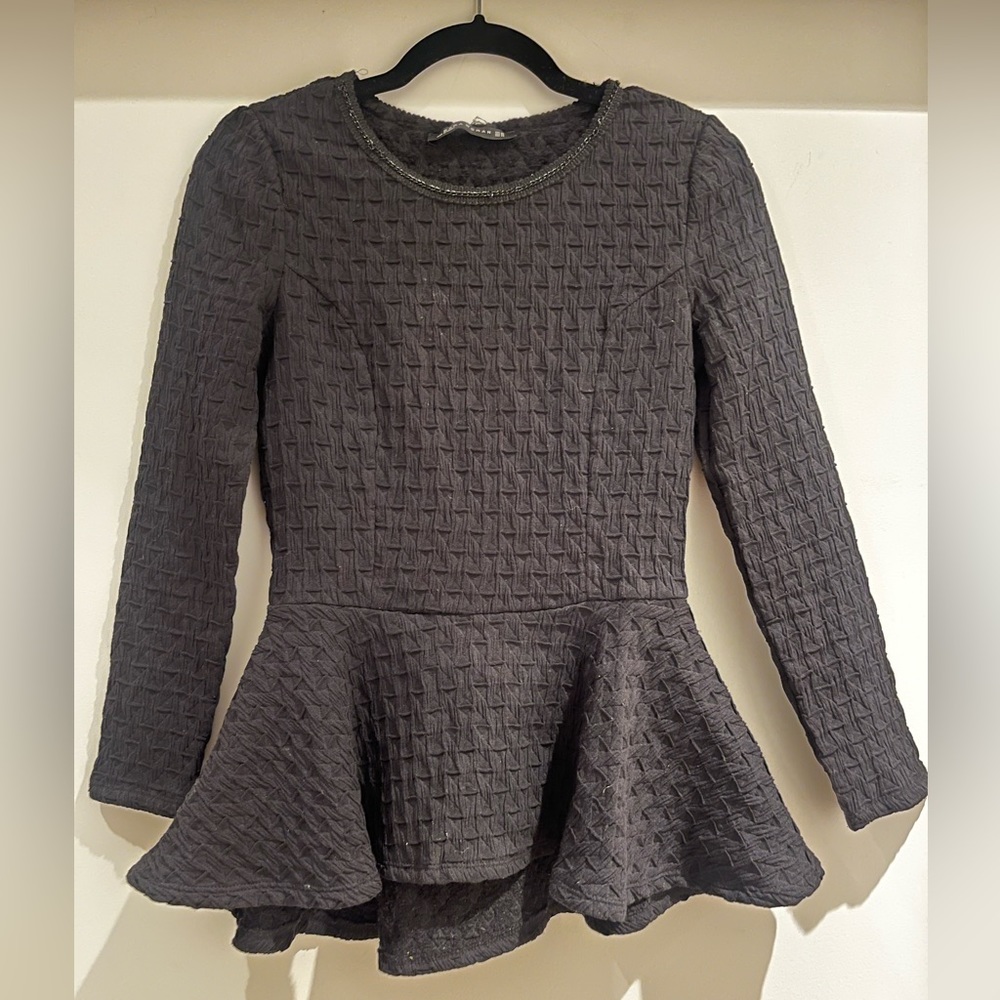 ZARA Woman‎ Ruffled End Blouse